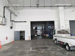 Changi North Way (D17), Warehouse #575893881